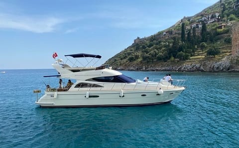 Private Yacht Tour Along Alanya's Stunning Coastline