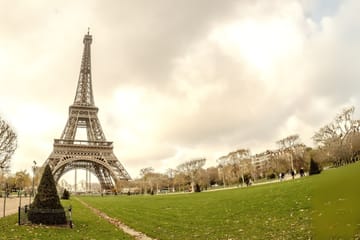 Eiffel Tower Fast Pass: Unlock Breathtaking Views at the Summit
