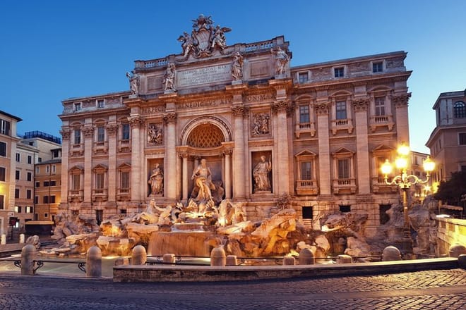 The Trevi Fountain - La Dolce Vita Tour