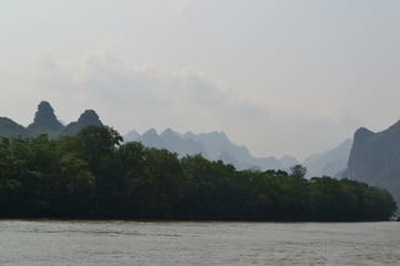 Li River Cruise from Guiliin to Yangshuo Reed Flute Cave Tour