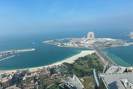Abu Dhabi City Tour With Coffee at 300M Restaurant Etihad Tower