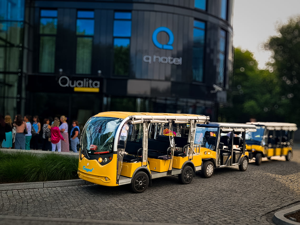 Krakow: Kazimierz Quarter and former Jewish Ghetto Sightseeing by Electric Golf Cart 9
