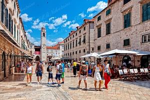 1-Hour Historical Group Walking Tour in Dubrovnik
