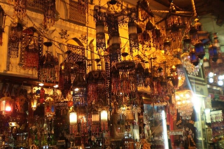 Private Visit to Cairo’s Khan el Khalili Market with Local dish