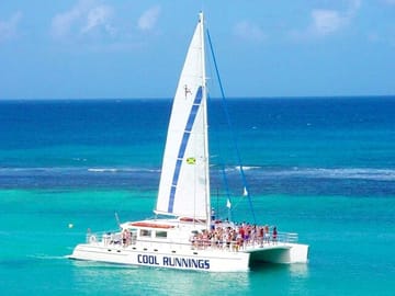 Private Catamaran and Dunn's River Falls Tour in Ocho Rios