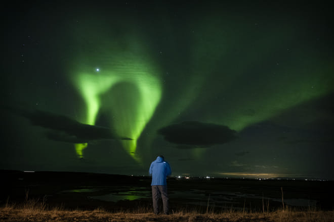 Northern Lights Tour: Cozy Night Adventure with Hot Chocolate