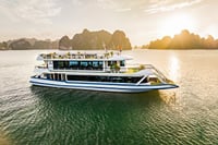 Halong Bay Full Day Tour-all included: Kayak, Titop, Swim, Lunch 1
