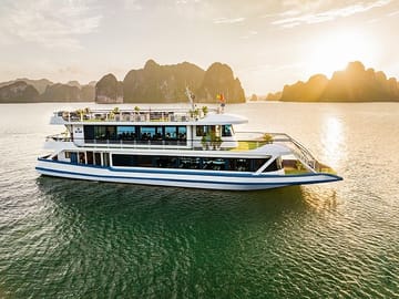 Halong Bay Full Day Tour with Kayaking and Swimming