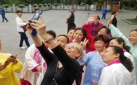 Chengdu Panda City Culutre Leshan Buddha and Food Tour 3 days
