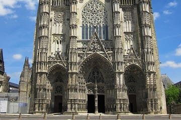 Private Walking Tour of Old Town Tours, France