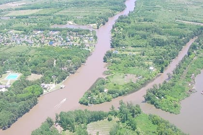 Tigre Delta Boat Ride Half Day Trip with Lunch
