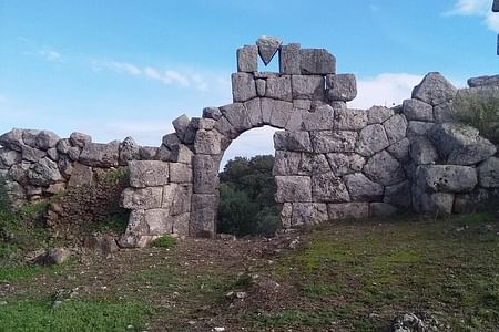 Ancient Plevrona, Oiniades & Messolonghi Historical Tour in West Greece