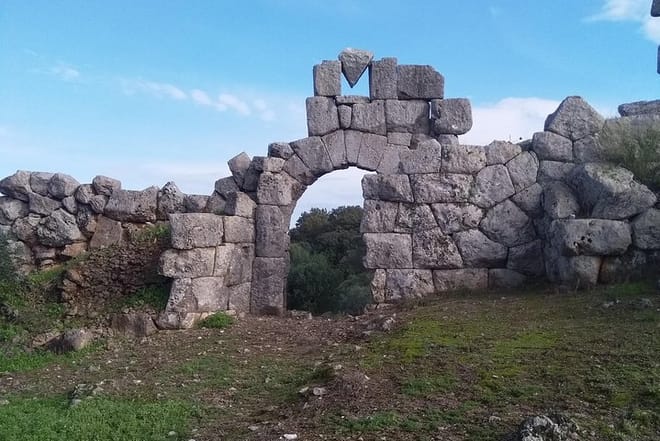 Ancient Plevrona,Oiniades,Messolonghi Day Tour Including Meal