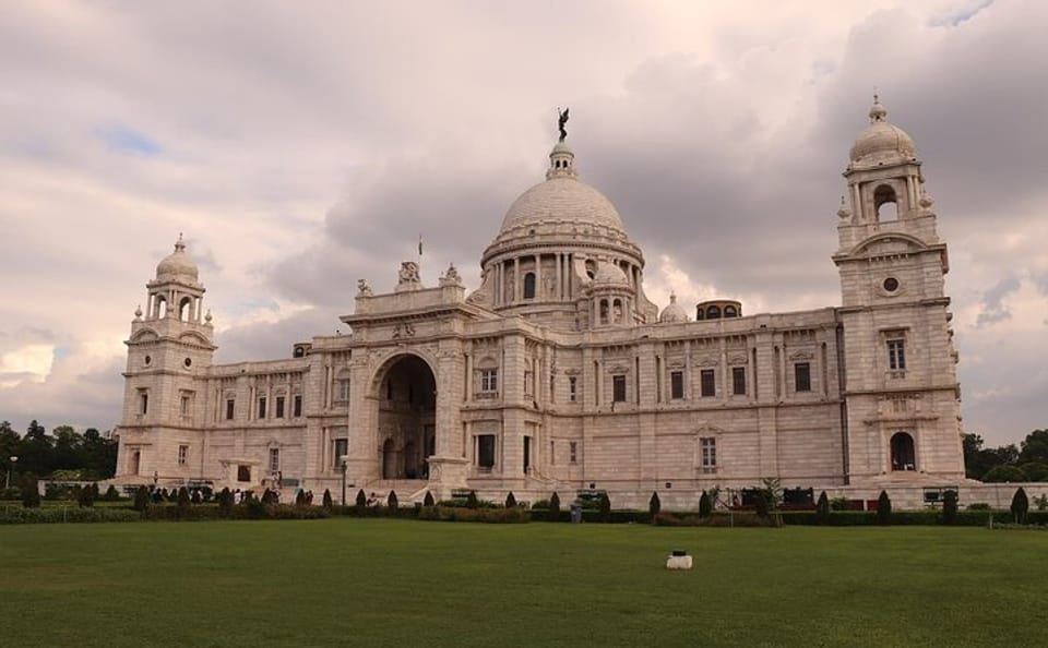 Kolkata to Sundarbans and Eastern Himalayas 10-Day Tour