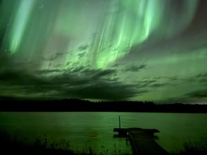 Autumn Northern Lights Adventure and Campfire Treats