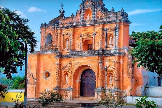 Visit 6 Cultural Towns Around Antigua Guatemala + a Macadamia Farm in 1 day! 4