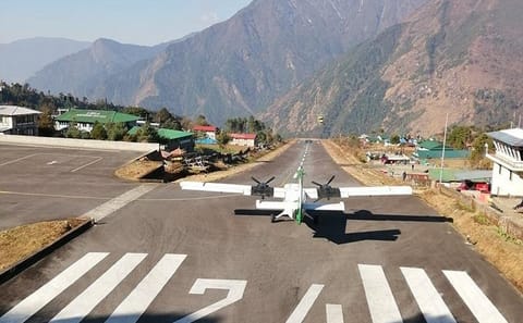 Everest Base Camp Trekking Adventure in Sagarmatha National Park