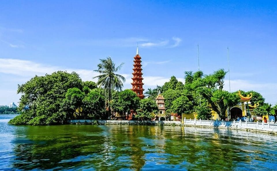 Full Day Hanoi City Tour with Lunch and Limousine