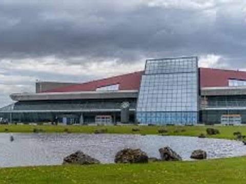 KEF Airport Transfer from and to 