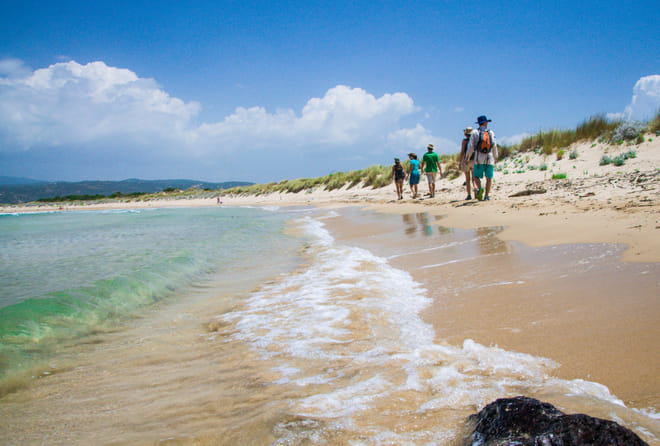 Hiking around Navarino Bay 3