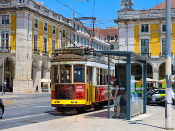 Small Group Half-Day Tour of Lisbon and Belém Sites