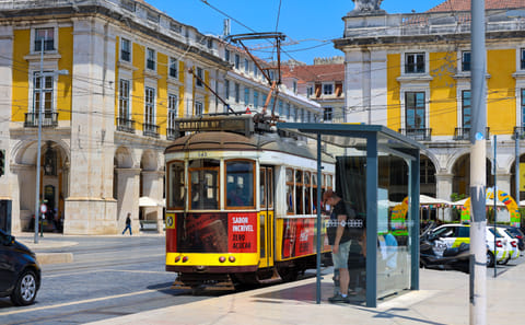 Small Group Half-Day Tour of Lisbon and Belém Sites