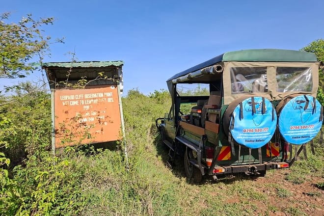 Nairobi National Park Open Game Viewer Landcruiser Safari 7