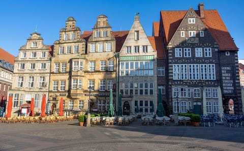 Guided Walking Tour of Bremen's Historic City Center