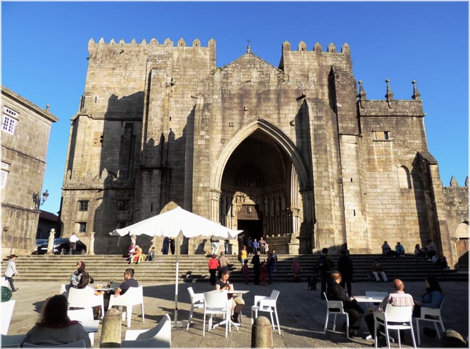Private car transfer from Porto to Santiago de Compostela photo 5