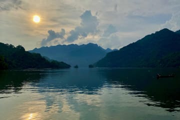 Kayaking Adventure at Ba Be Lake, Bắc Kạn Province
