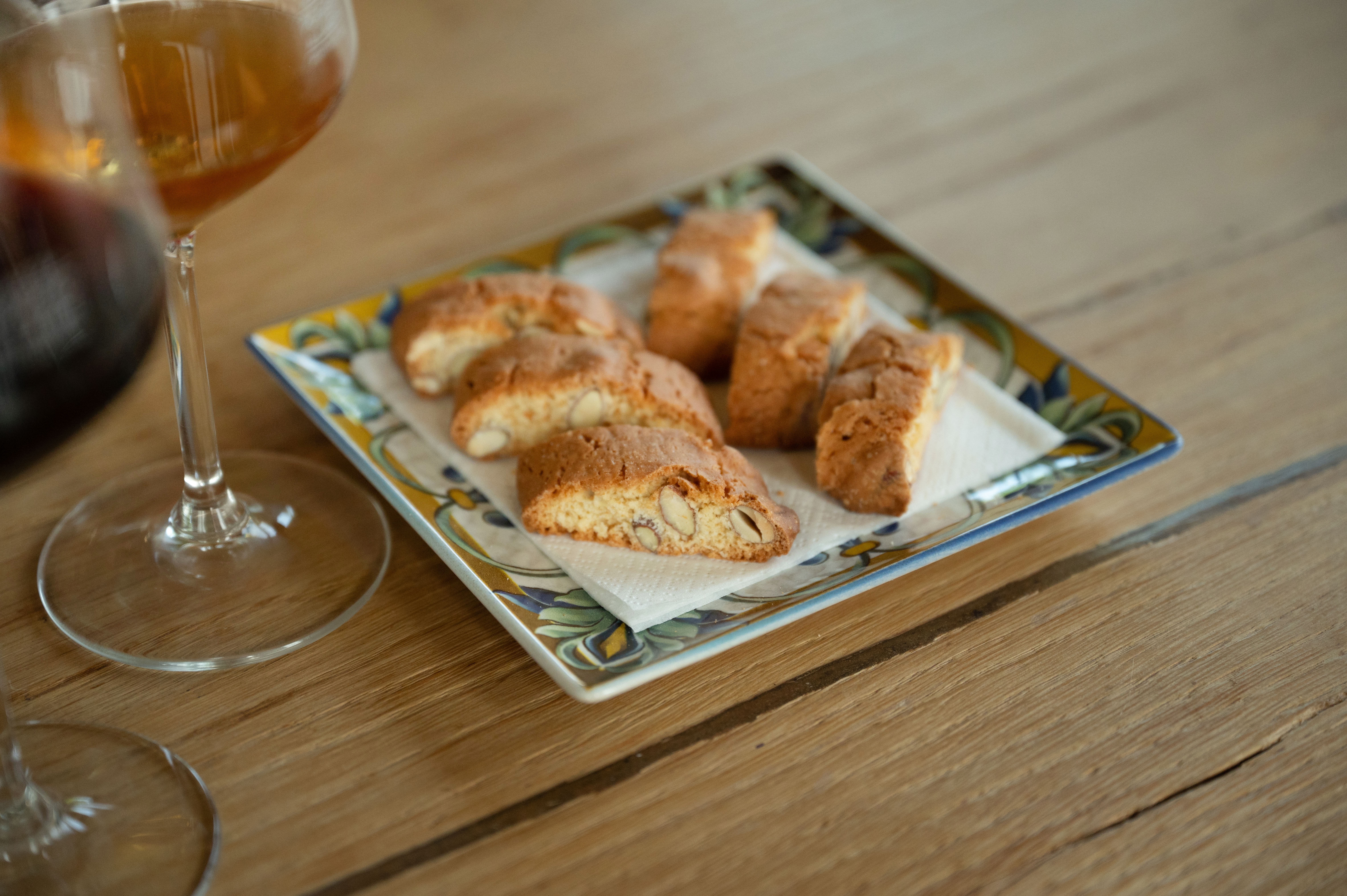 Classic: Lunch with Wine Tasting at Poggio ai Laghi Winery