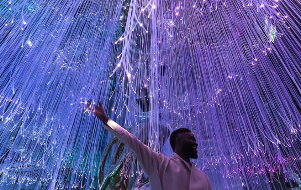 Book a Trip to a Beautiful Universe – Aya with Surprise Tourism