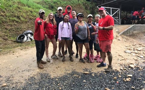 Jungle Adventure and Beach Break in Dixon Cove, Honduras