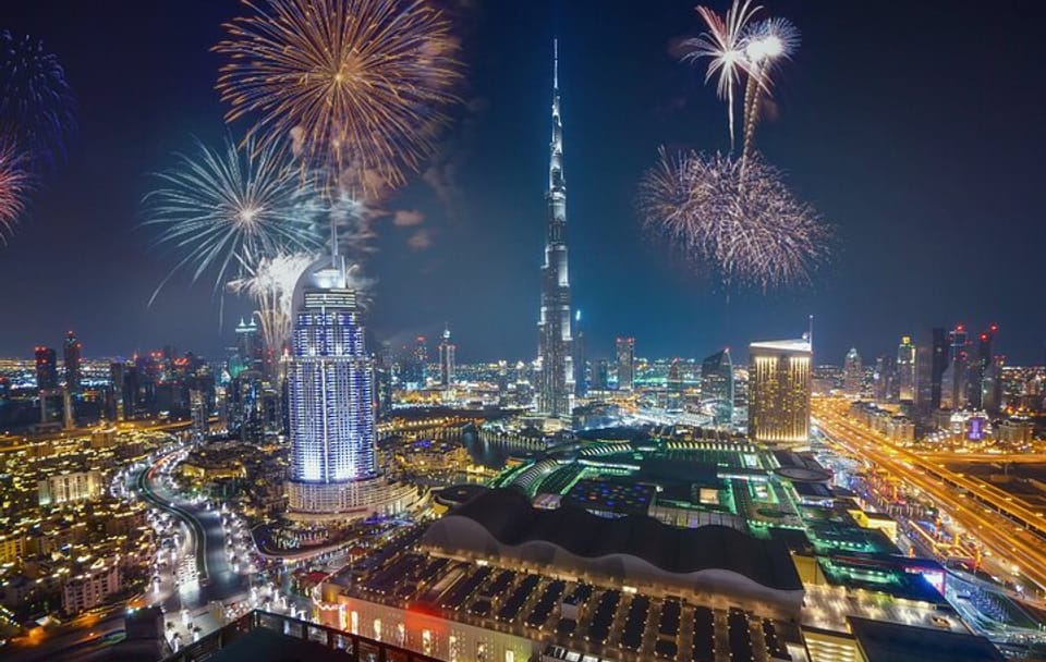 Premium Access to Burj Khalifa Ticket, The Lounge 152 ,153 & 154