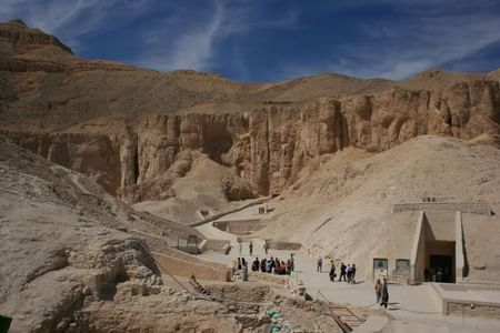 Explore Luxor Full Day Tour of the Valley of Kings and Queens