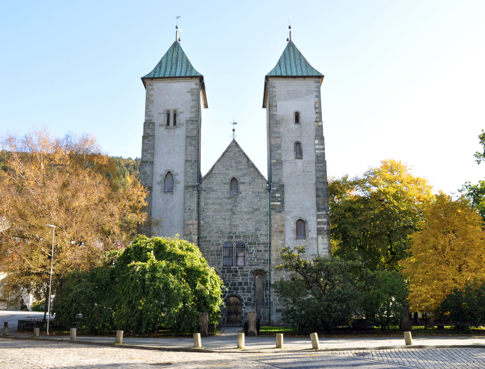 St.Marys Church - Bergen City Sightseeing - Private Guided Tour