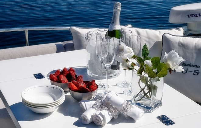 Fjordcruise - Luxury Yacht Arctic Queen 2