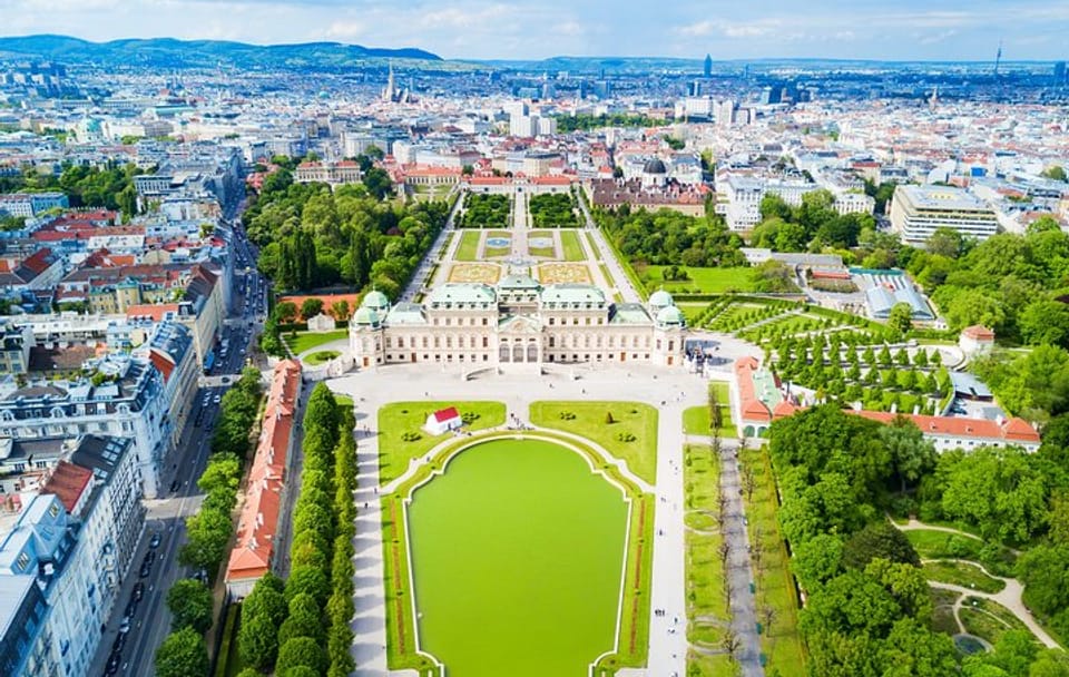 Professional Photo Shoot Experience in Vienna