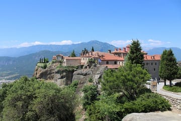 Private Day Trip from Thessaloniki to Meteora Monasteries