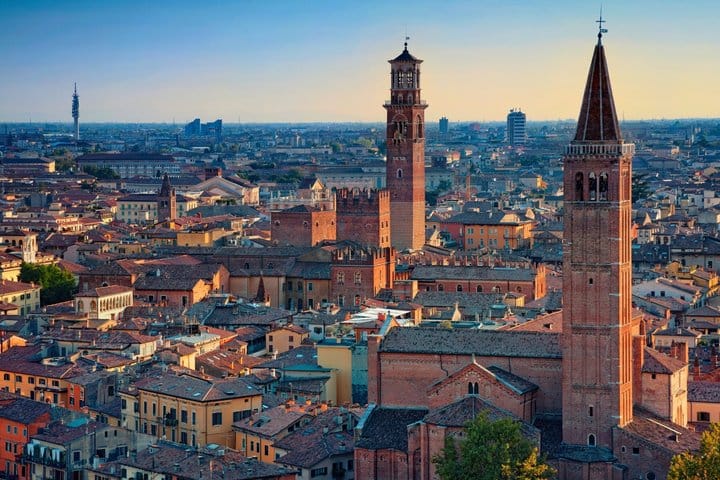 TOP Verona : Private Guided Tour with your mobile 4