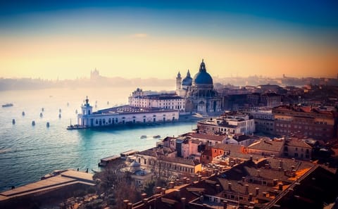 19-Day Self-Drive Tour from Paris through France, Switzerland, and Italy