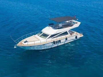 Private Luxury Yacht Tour in Kemer and Aksu, Antalya