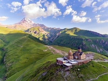From Tbilisi: Kazbegi Day Tour, Gergeti Trinity, Ananuri &Gudauri