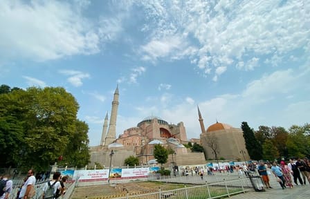 Guided Walking Tour of Istanbul's Blue Mosque and Hagia Sophia