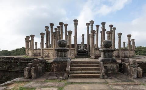 Day Tour of Polonnaruwa Ancient City from Anuradhapura