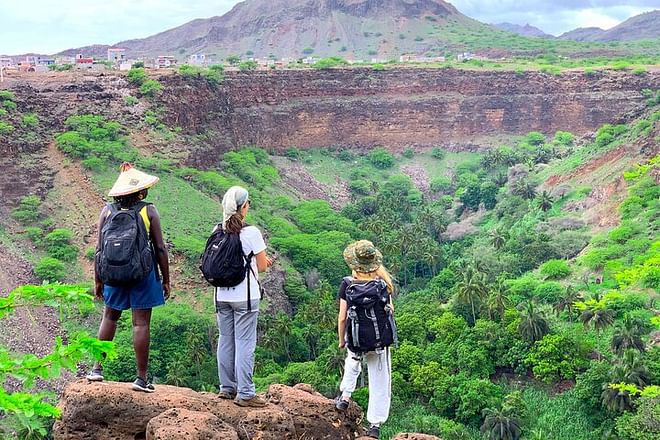 Isla Santiago: caminata de 4 horas por el valle de Calabaceira y visita guiada a Cidade Velha