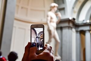 Accademia Gallery: Priority Entrance & Audio Tour on Mobile App
