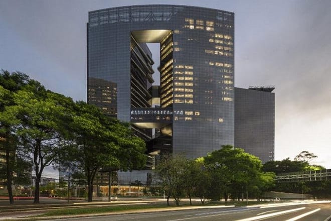 Private Sao Paulo Architecture Tour – The Most Diverse Styles, Shapes & Sizes 10
