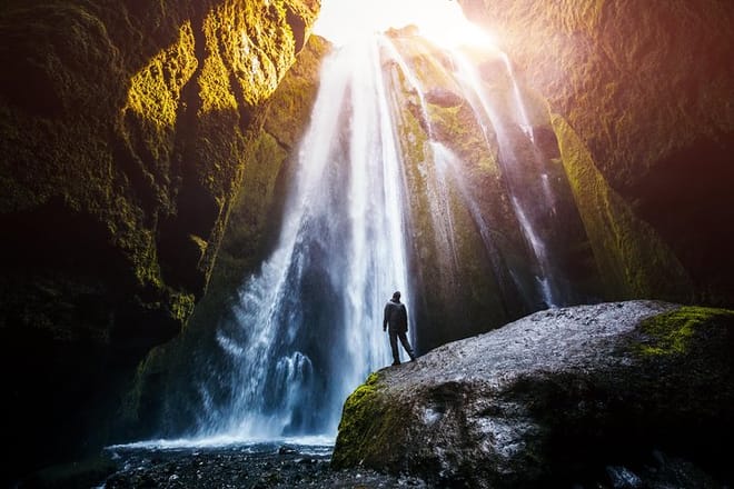 Private Luxury Jeep Tour - South Coast and Sólheimajökull Glacier 7