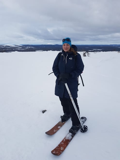 Wilderness Skiing in Powder Snow 9